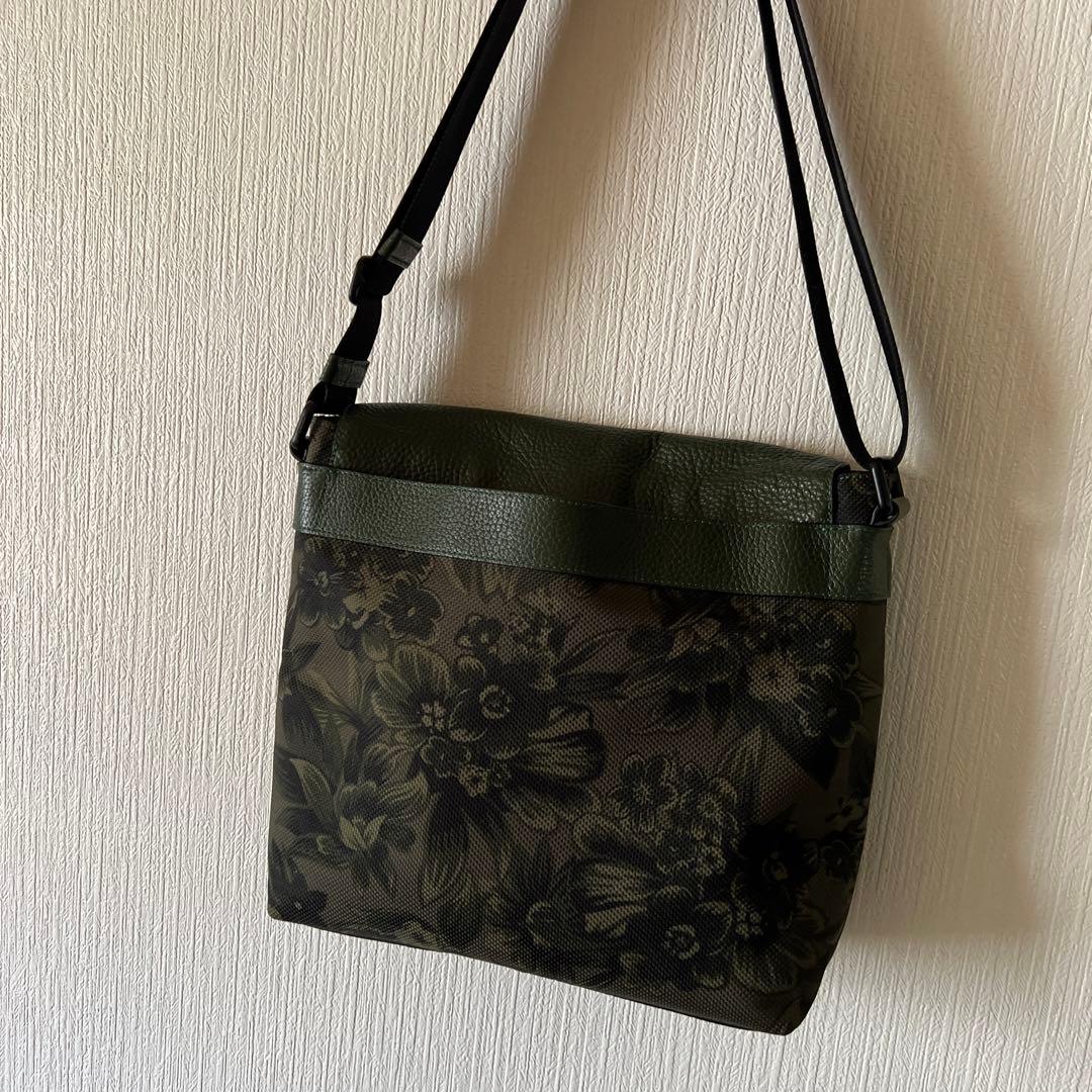 マ*ル様 メンズ　バッグ　COACH 美品　メッセンジャーバッグ