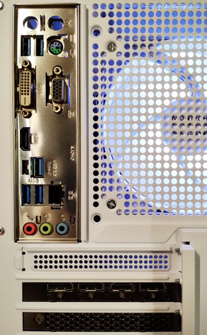 ゲーミングPC/Core i7 8700K/RX6600/SSD1TB/送料無料