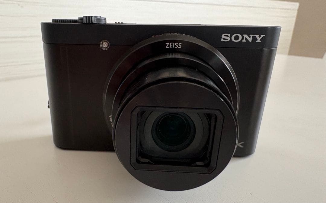 しろくろ　SONY Cyber-shot DSC-WX800