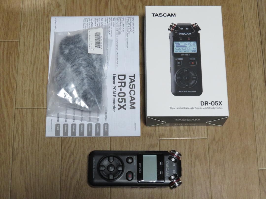 TASCAM リニアPCMレコーダー DR-05X ウィンドスクリーン付 使用少