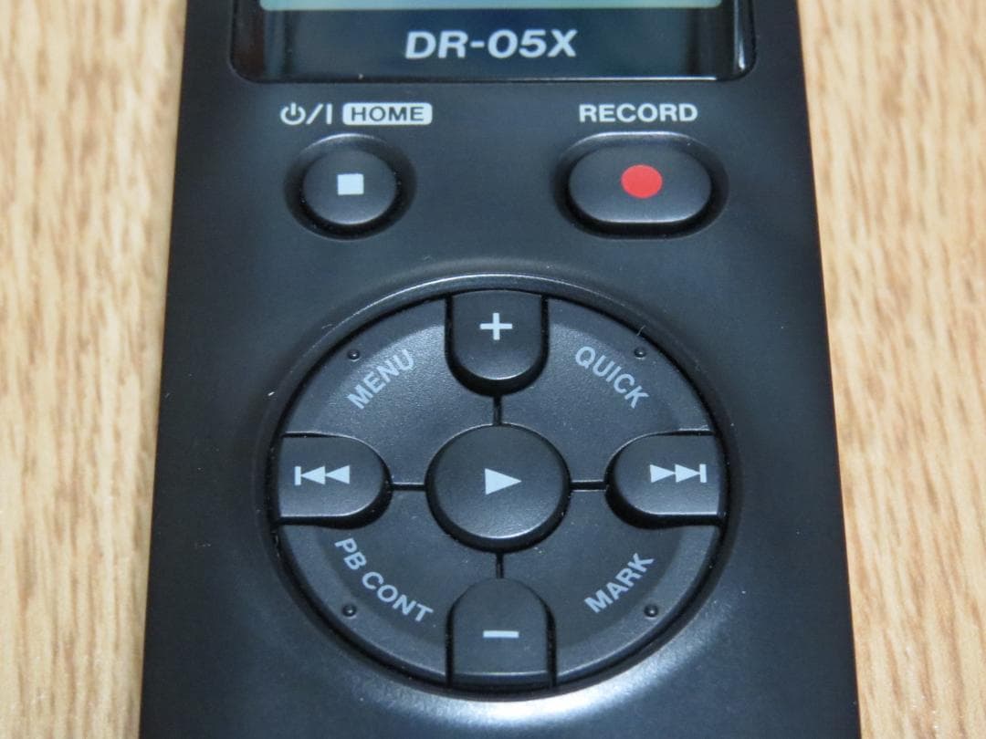 TASCAM リニアPCMレコーダー DR-05X ウィンドスクリーン付 使用少