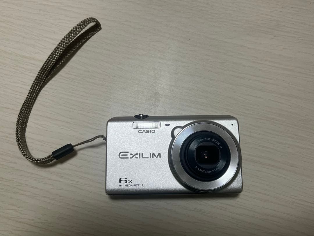 CASIO カシオ EXILIM EX-Z900 デジカメ