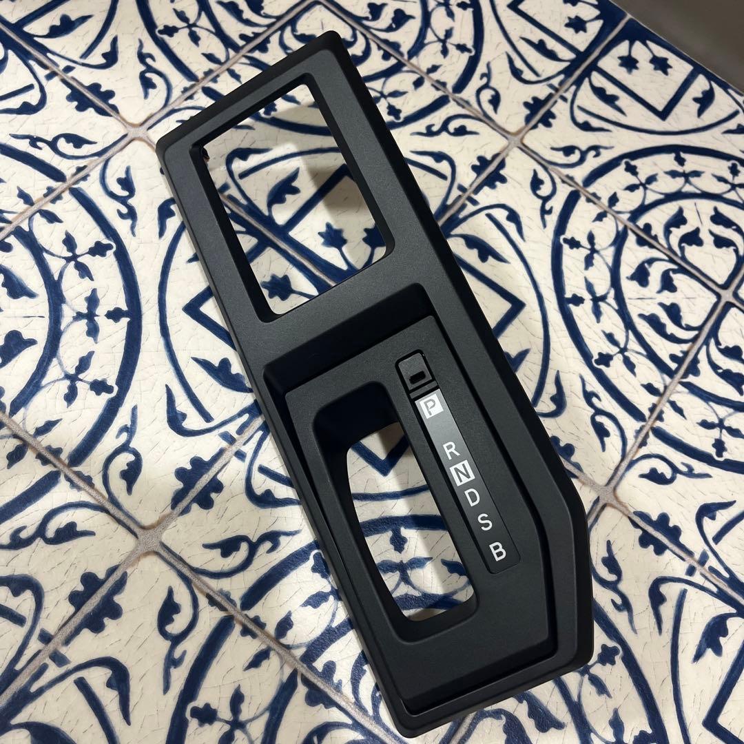 ダイハツ　タフト　シフトパネル　エアコン吹き出し口　純正　ブラック　3点セット