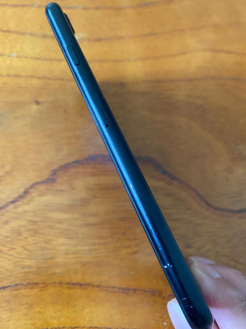 Apple iPhone SE 2 128GB　本体のみ