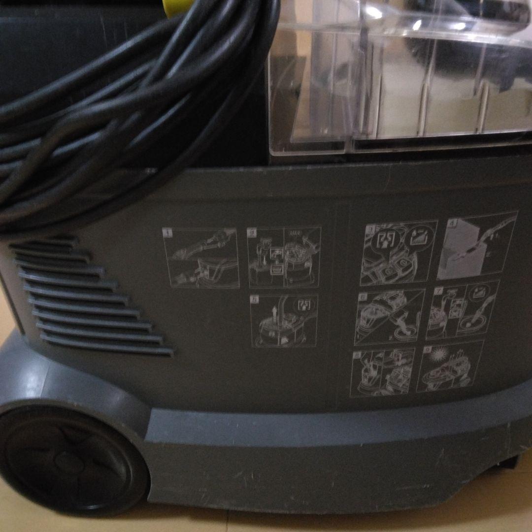 Kärcher Puzzi 8/1 C キャニスター掃除機(ホース破れ)