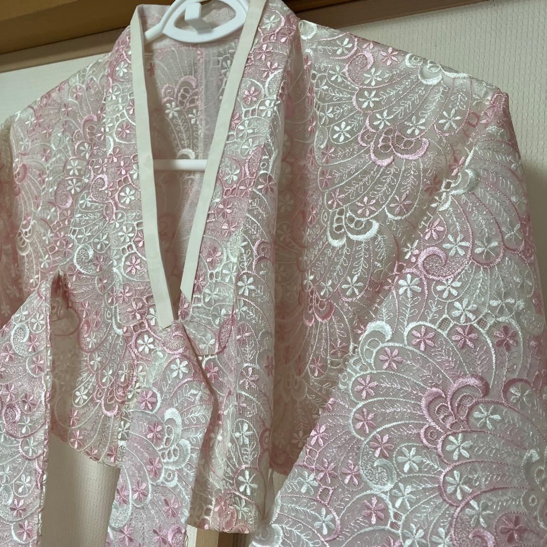 チマチョゴリ　淡いピンク色　総レース柄　韓服