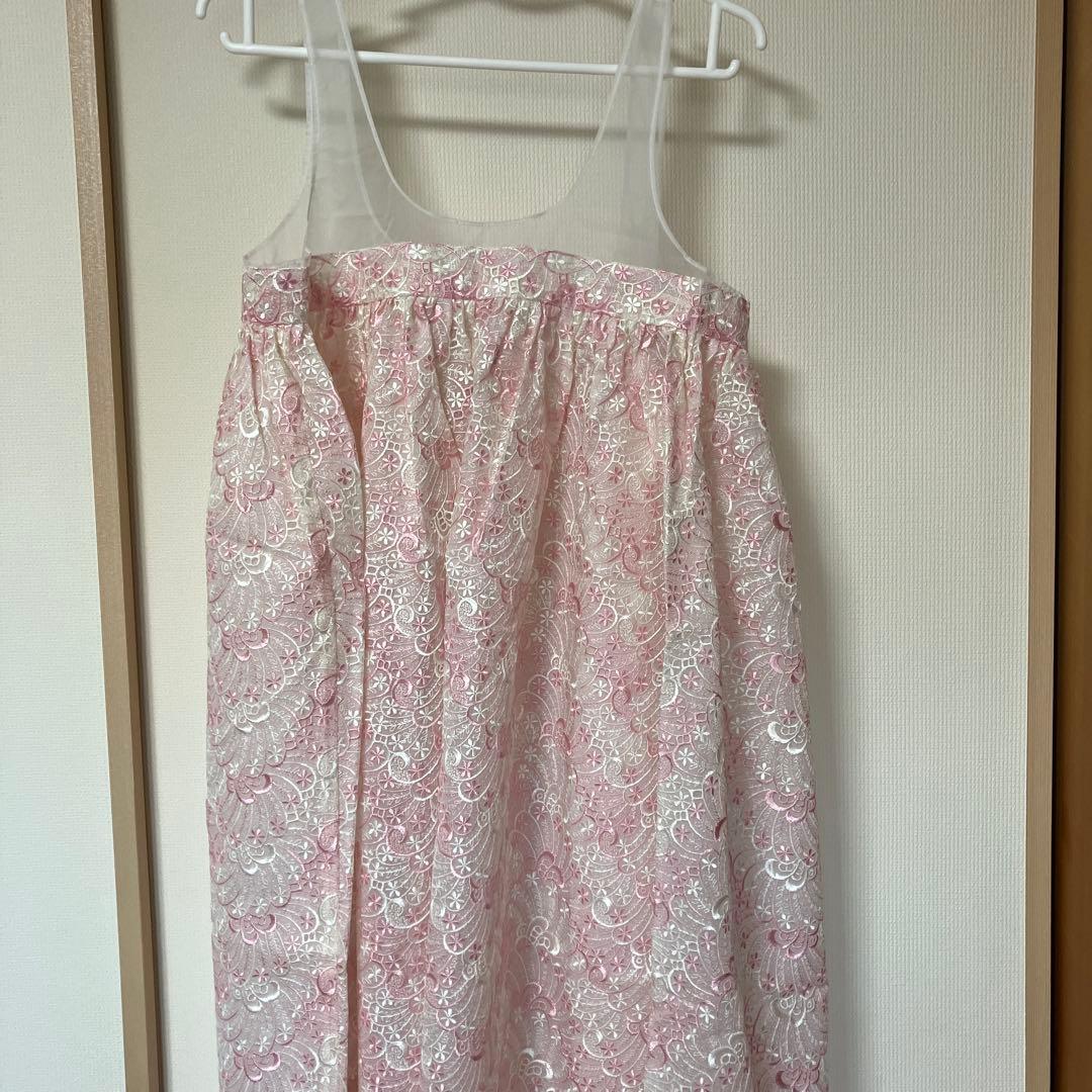 チマチョゴリ　淡いピンク色　総レース柄　韓服