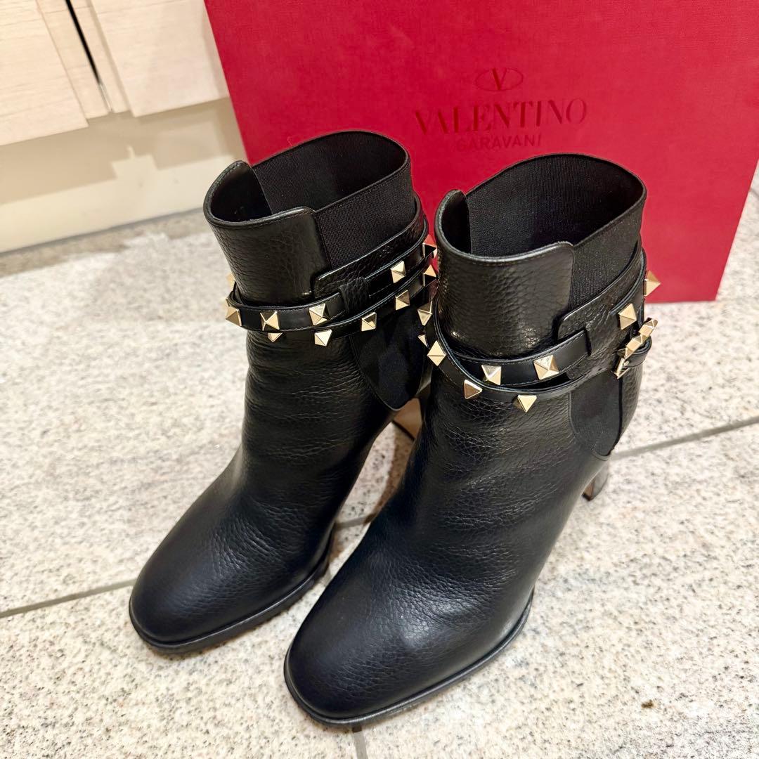 ヴァレンティノ VALENTINO ロックスタッズ ショートブーツ 黒 37