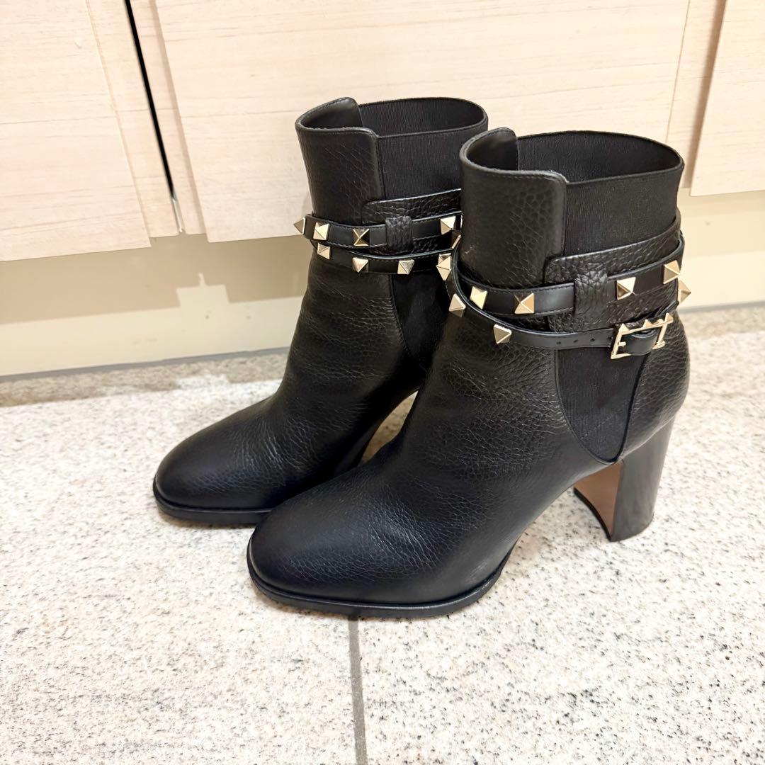 ヴァレンティノ VALENTINO ロックスタッズ ショートブーツ 黒 37