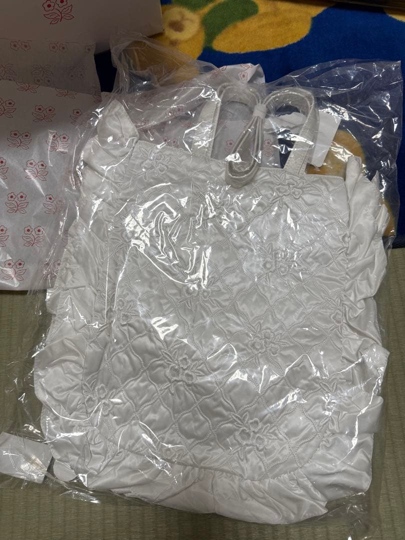 バッグ flower wave quilting tote (white)