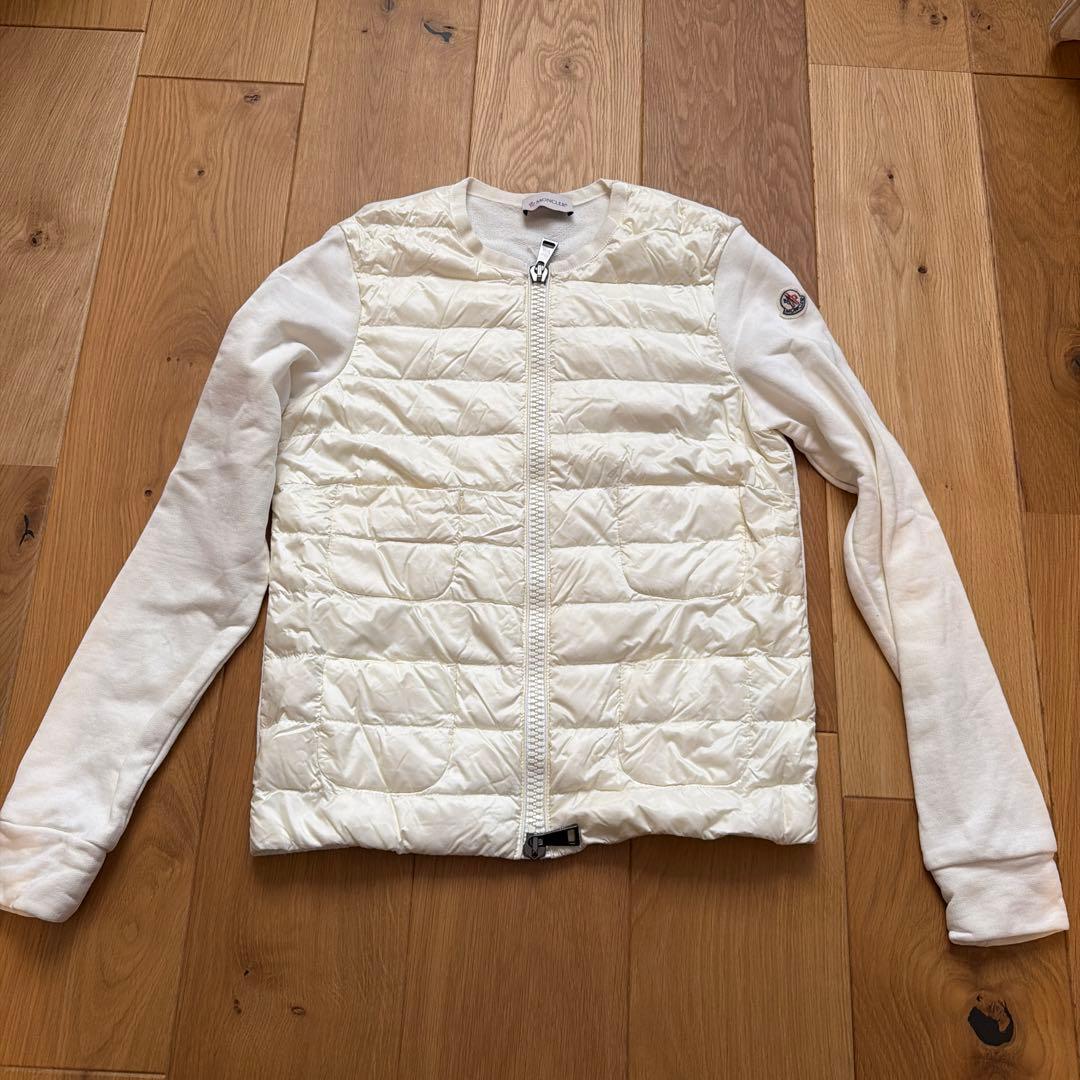 モンクレール　ホワイト ダウンジャケット