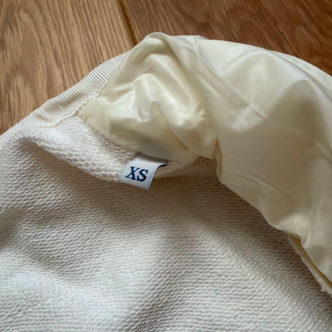 モンクレール　ホワイト ダウンジャケット