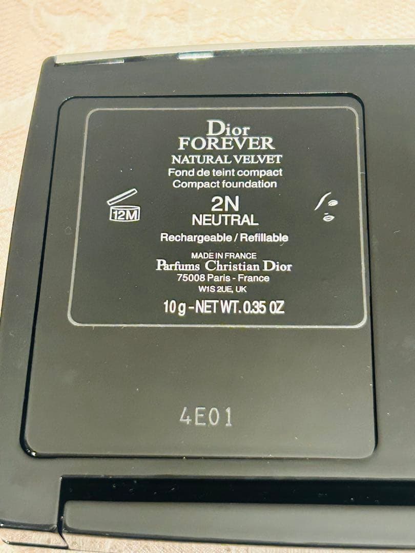 Dior スキンフォーエヴァーコンパクトナチュラルベルベット2N ポーチ付