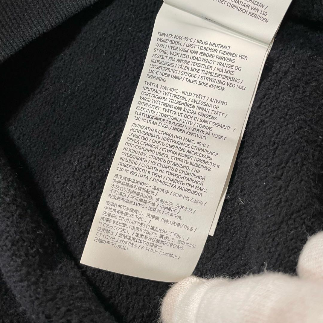 ストーンアイランド　スウェットトレーナー　ブラック　S