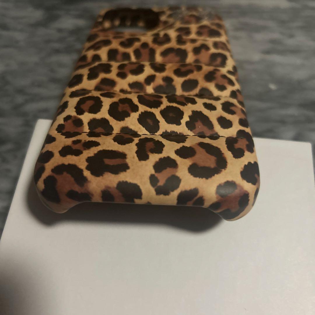 urban sophistication レオパードパッファーケース＋ステッカー