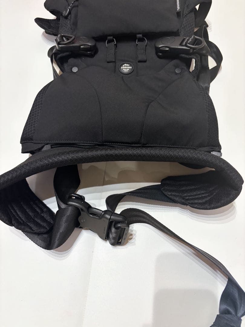 美品 セット売りAIRBUGGY エアバギーブラック 抱っこひも メッシュ素材