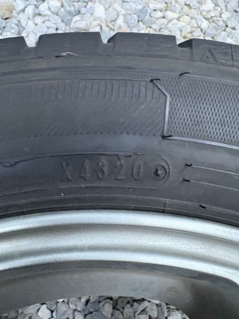 14インチ スタッドレス&ホイールセット4本