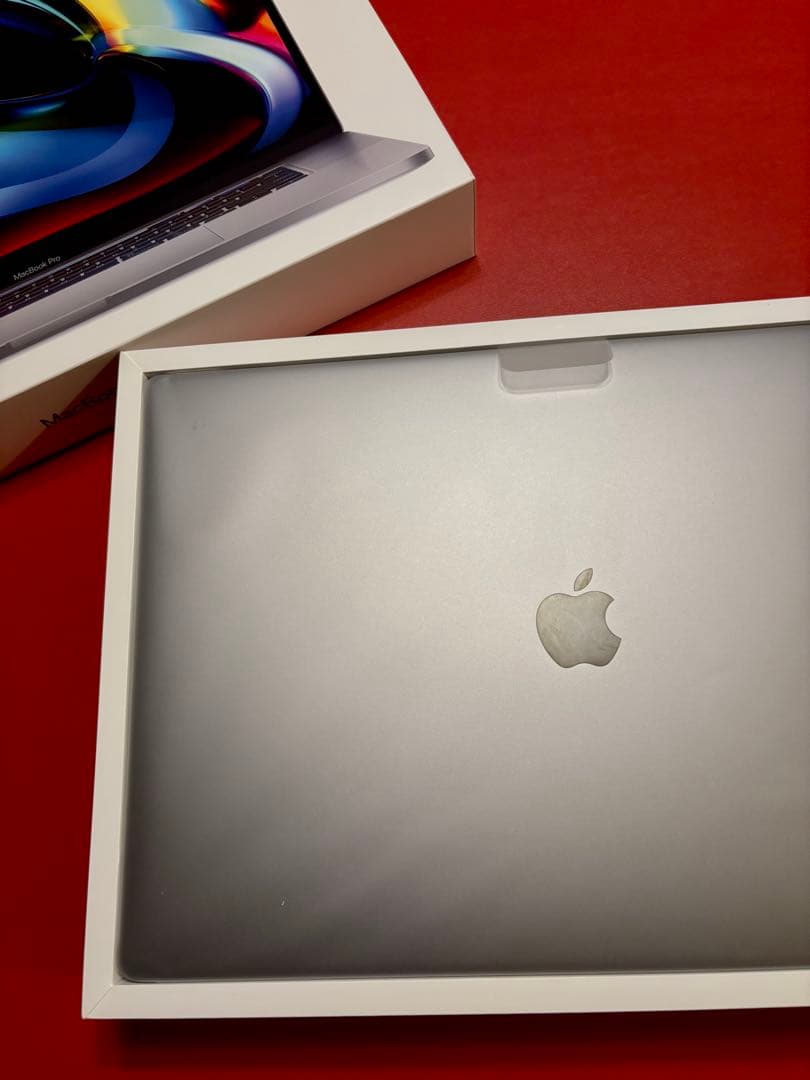 【美品】MacBook Pro 16inch, i7, 16GB, 512GB