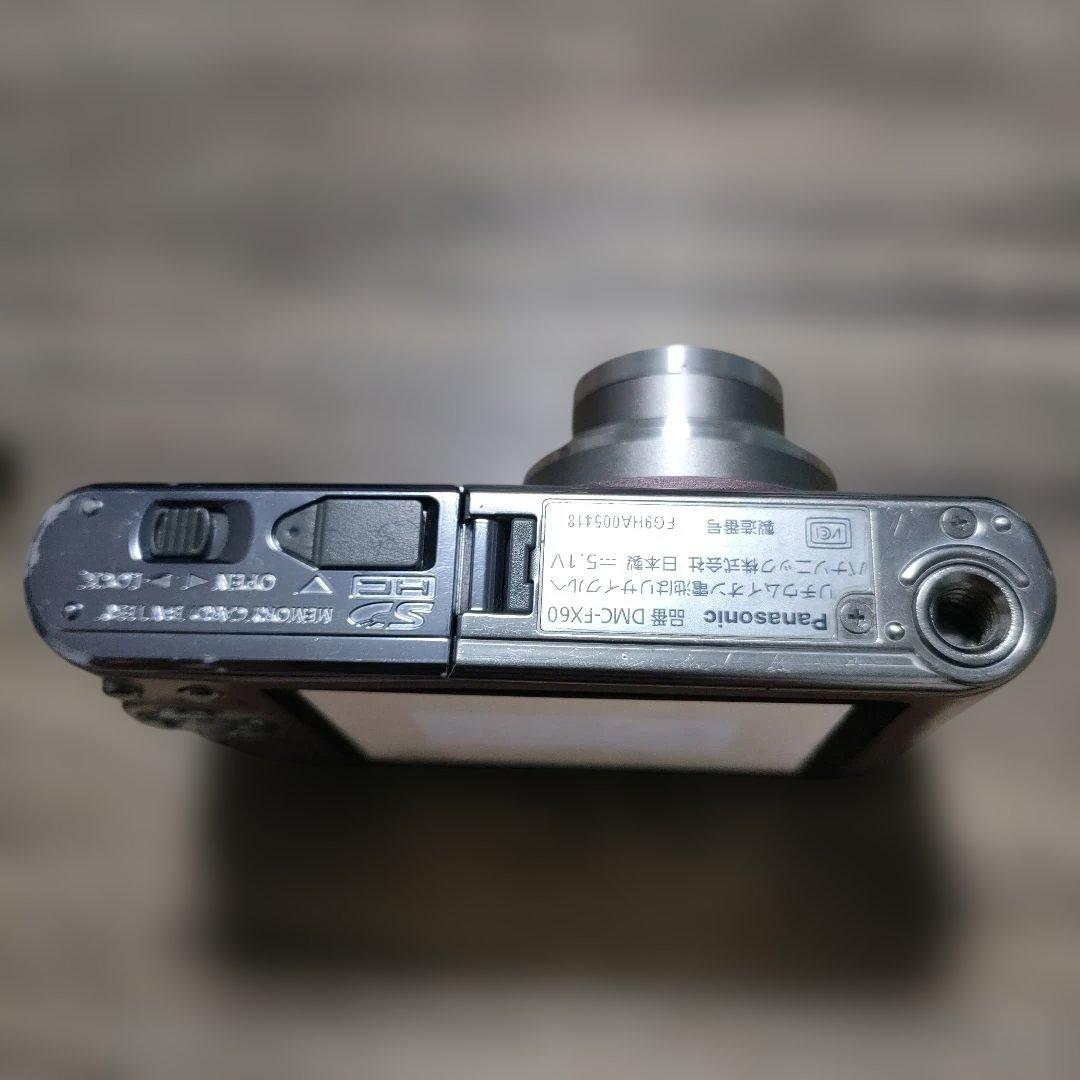 Panasonic LUMIX DMC-FX60　コンパクトデジタルカメラ