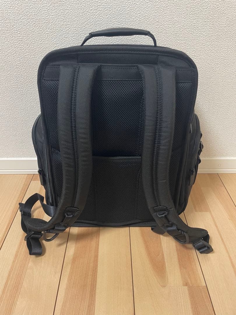 TUMI ALPHA 4 ブリーフ・パック