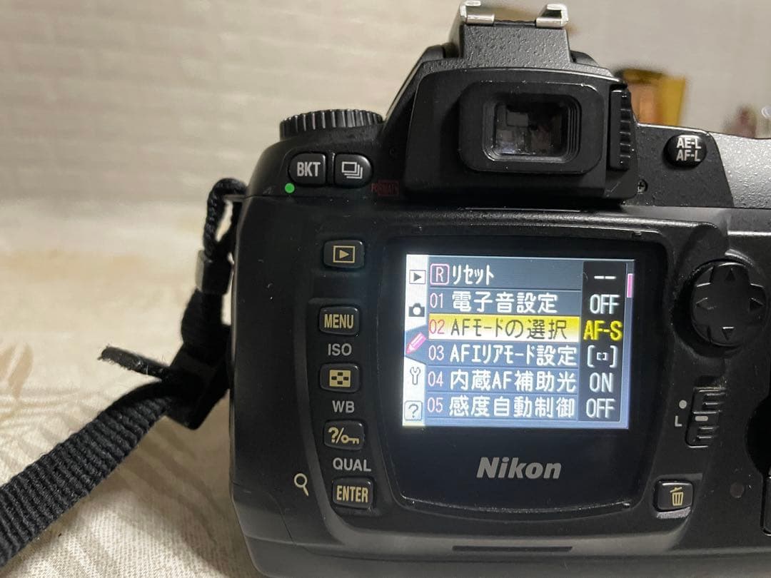 Nikon デジタル一眼レフカメラ ズームレンズ付き　D 70s