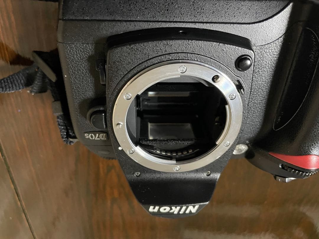 Nikon デジタル一眼レフカメラ ズームレンズ付き　D 70s