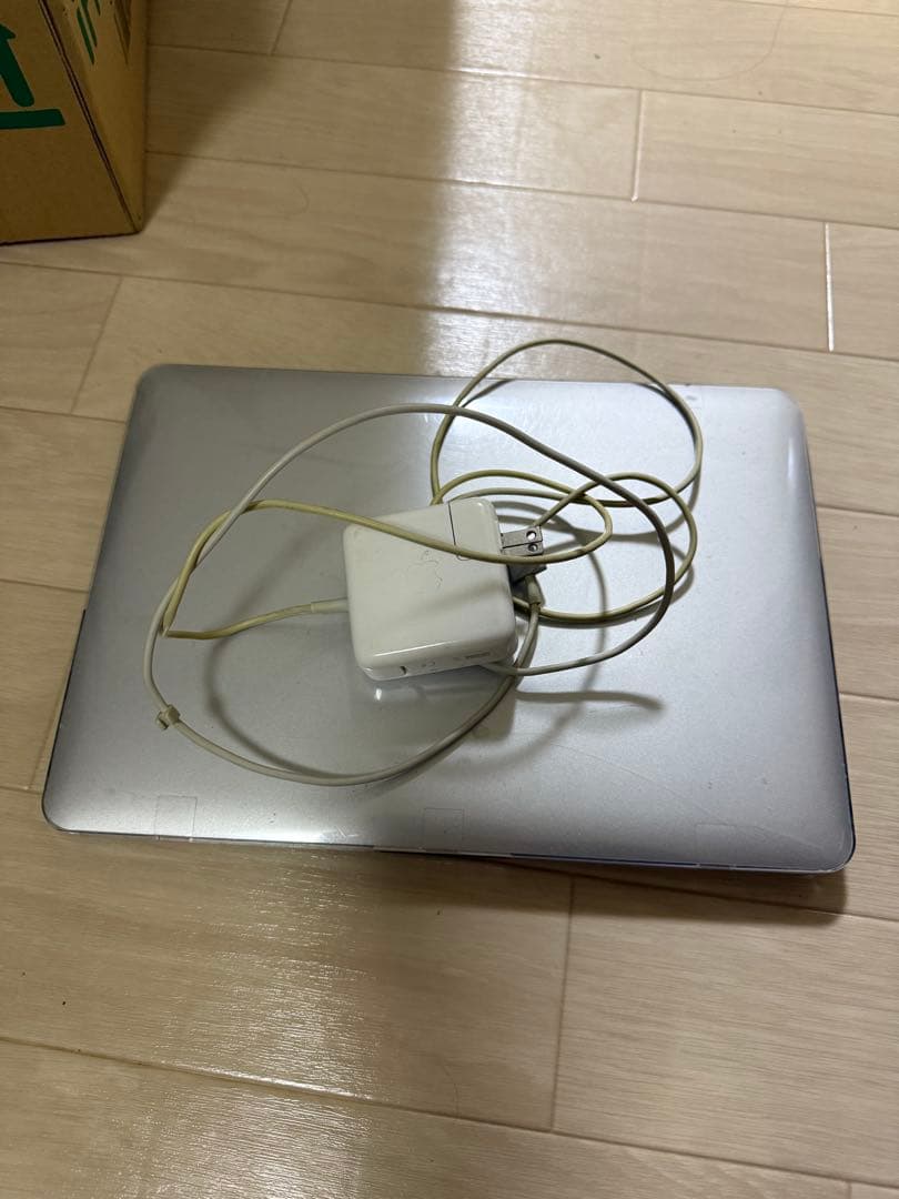 MacBook Pro 13インチ (2015) 16GB 256GB SSD