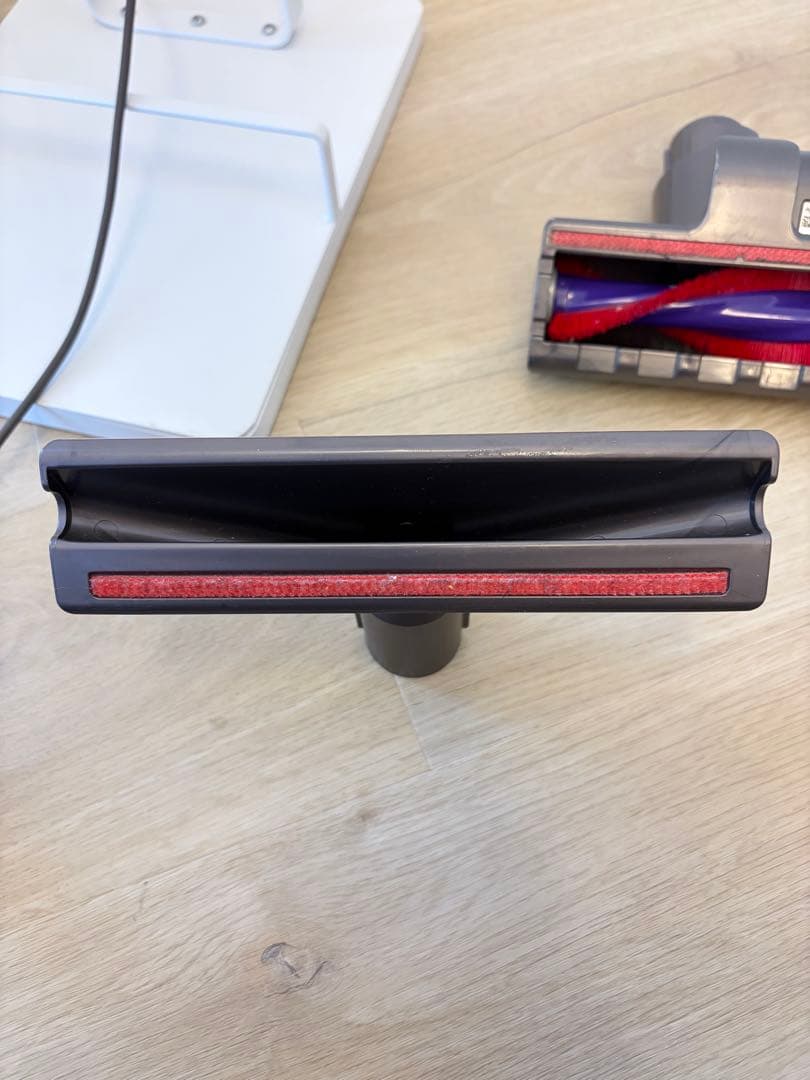 ダイソン V10 Fluffy SV12 FF BK 直販限定モデル