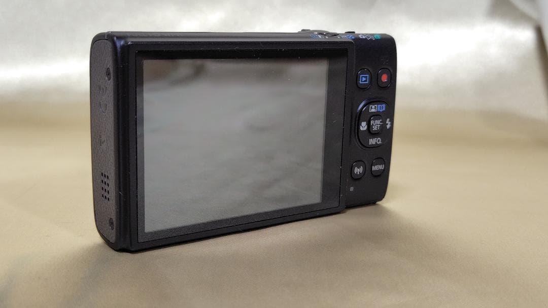 Canon IXY 650m 保護ガラス・専用ケース付き