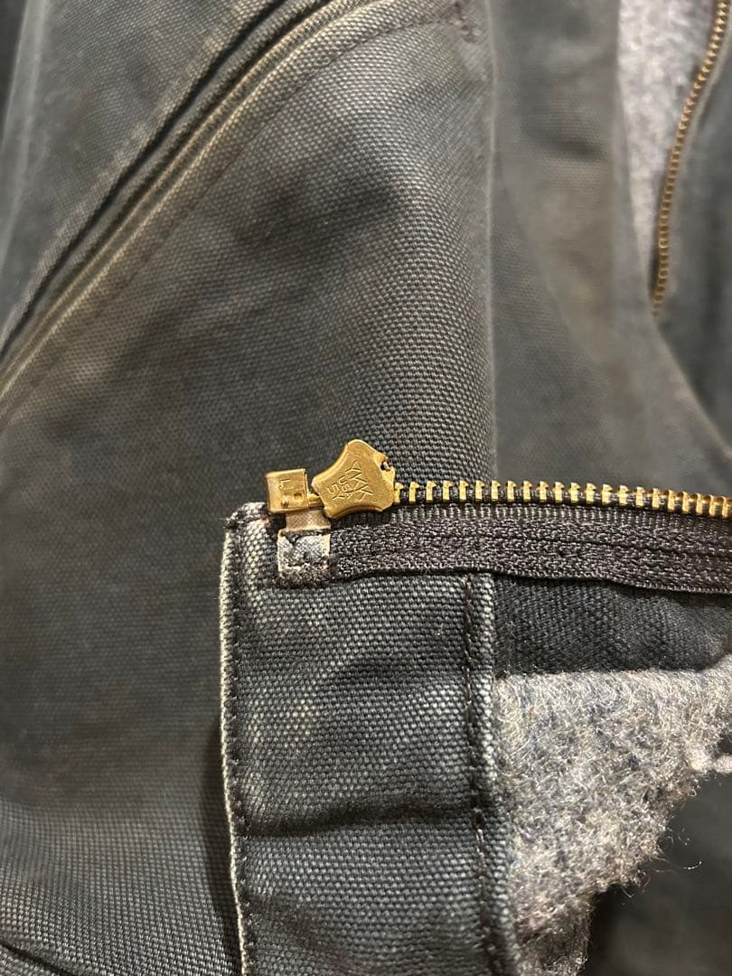 Carhartt デトロイトジャケット 44 JO1 BLK