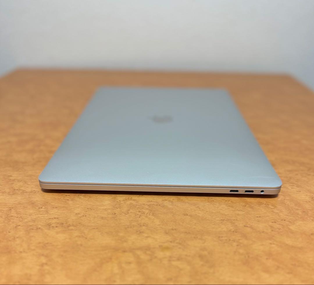 k*様 Macbook Pro 2019 16インチ Windows 11 Pr