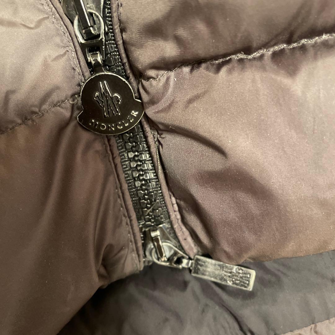 MONCLER フード付きダウンジャケット グレー