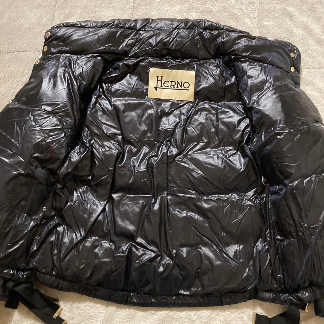 美品　HERNO ヘルノ　エコファーポケット　 ショートダウンジャケット　42