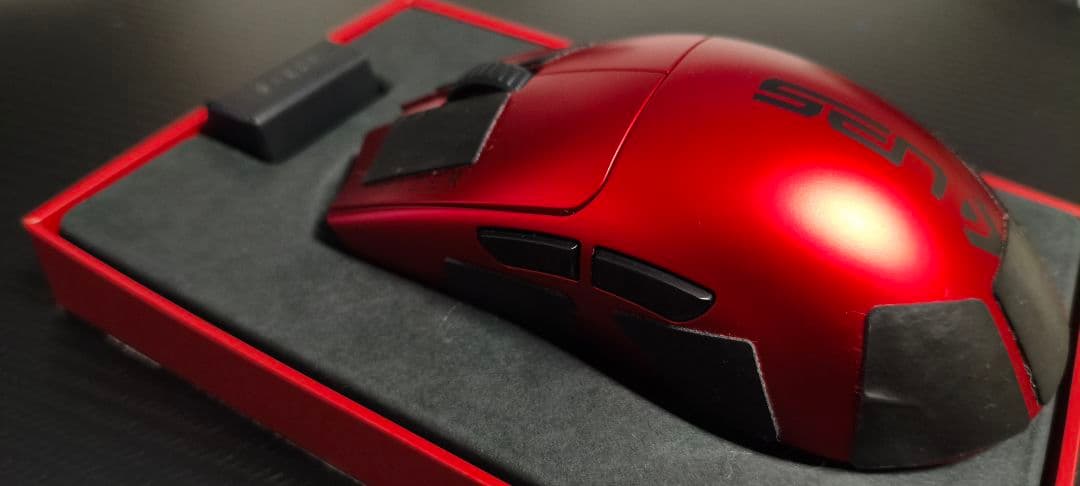 Razer Viper V3 Pro Sentinels Edition おまけ