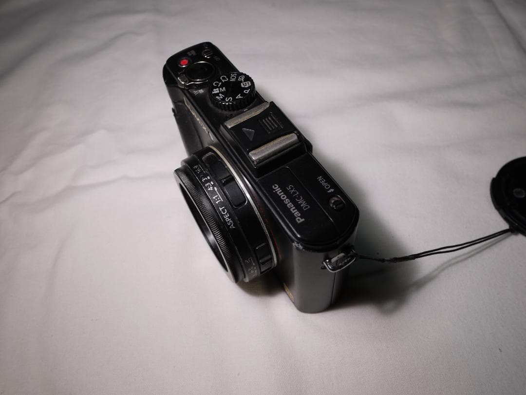 LUMIX DMW-LX5 LEICA コンパクトデジタルカメラ