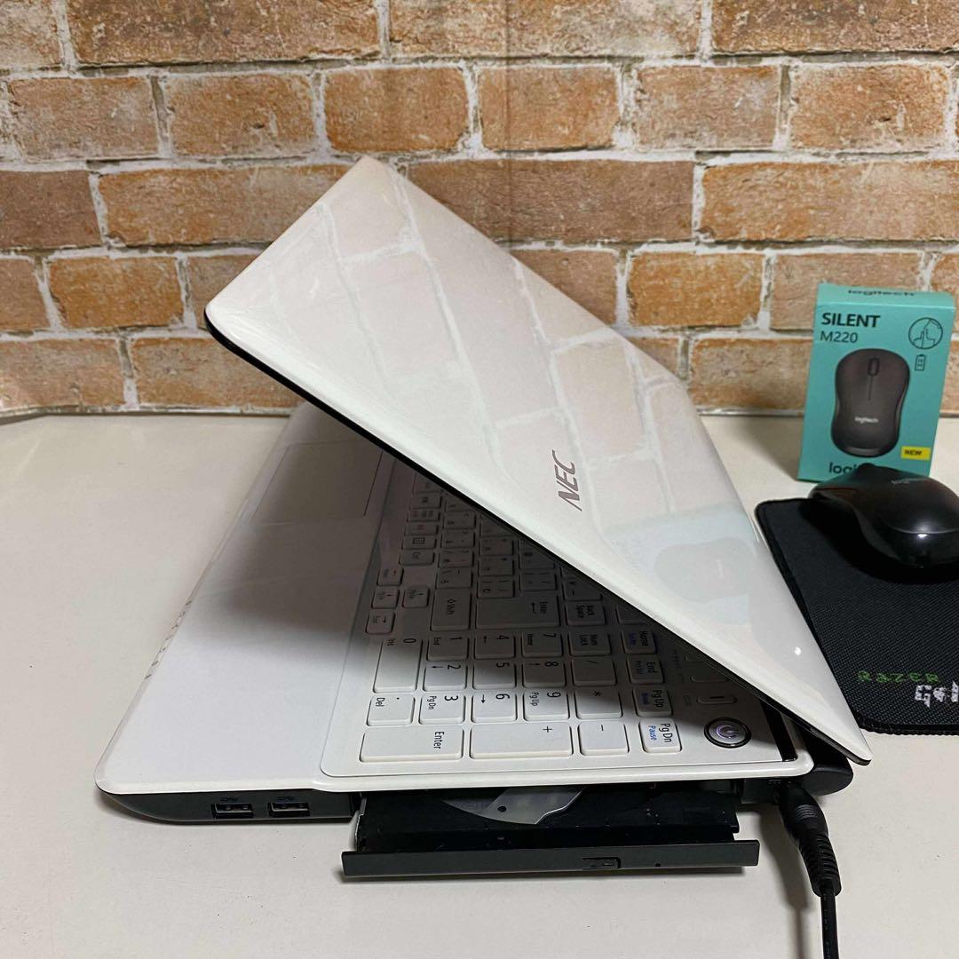 NECノート PC Core i7 SSD メモリ8GB オフィス2024年入り