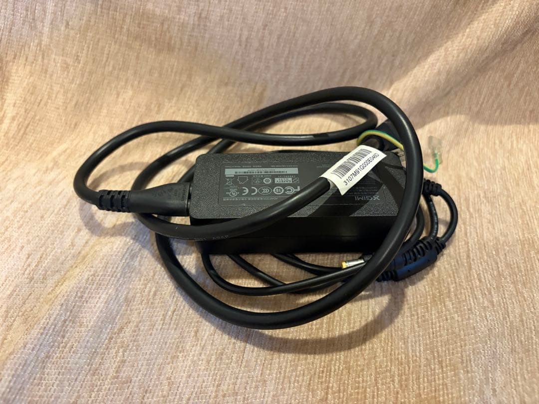 XGIMI mogo pro プロジェクター 本体 リモコン付き