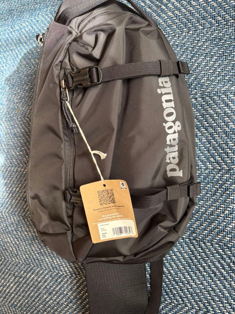 新品未使用！パタゴニア　ボディバッグ DAYPACKS ブラック 8L