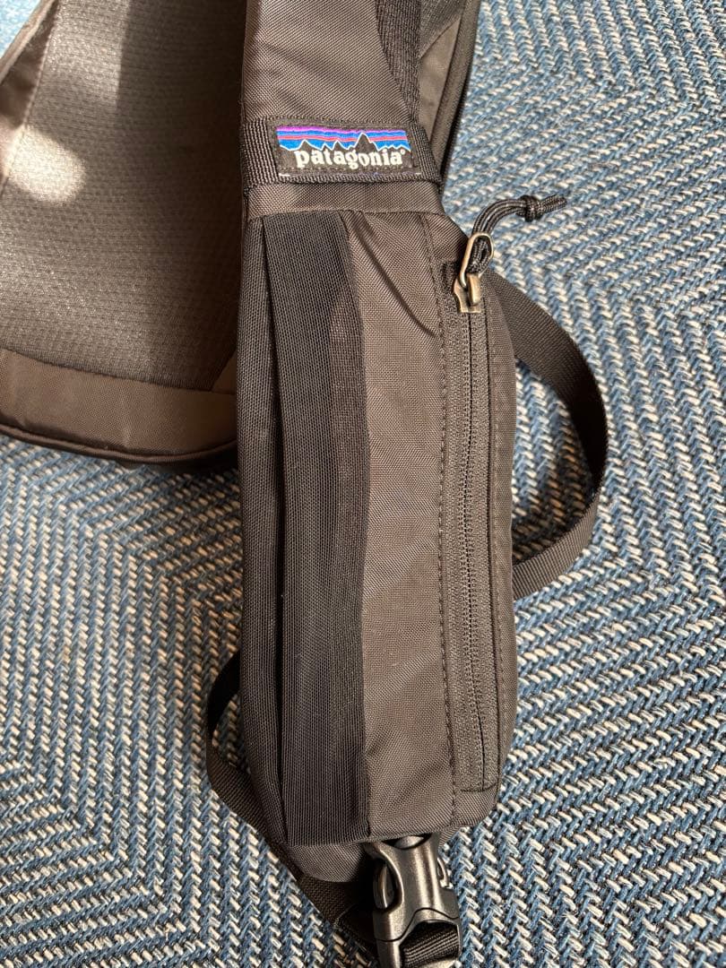 新品未使用！パタゴニア　ボディバッグ DAYPACKS ブラック 8L