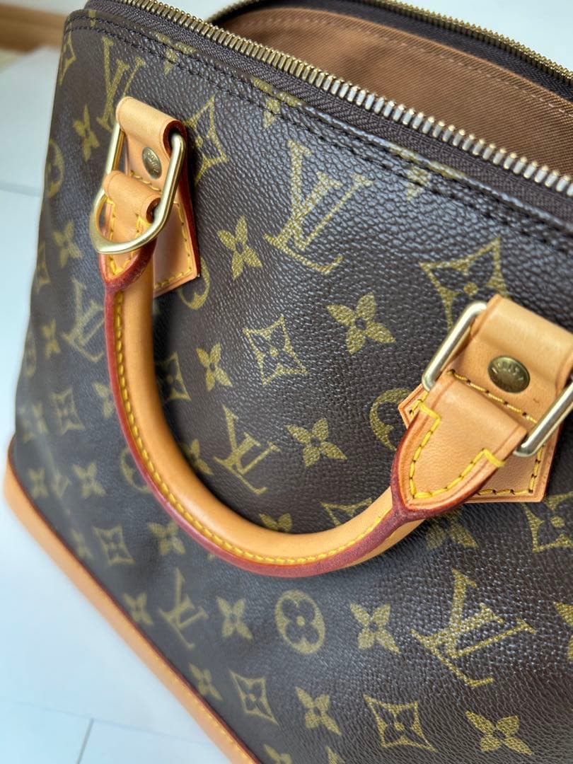 Louis Vuitton モノグラム アルマ　PM