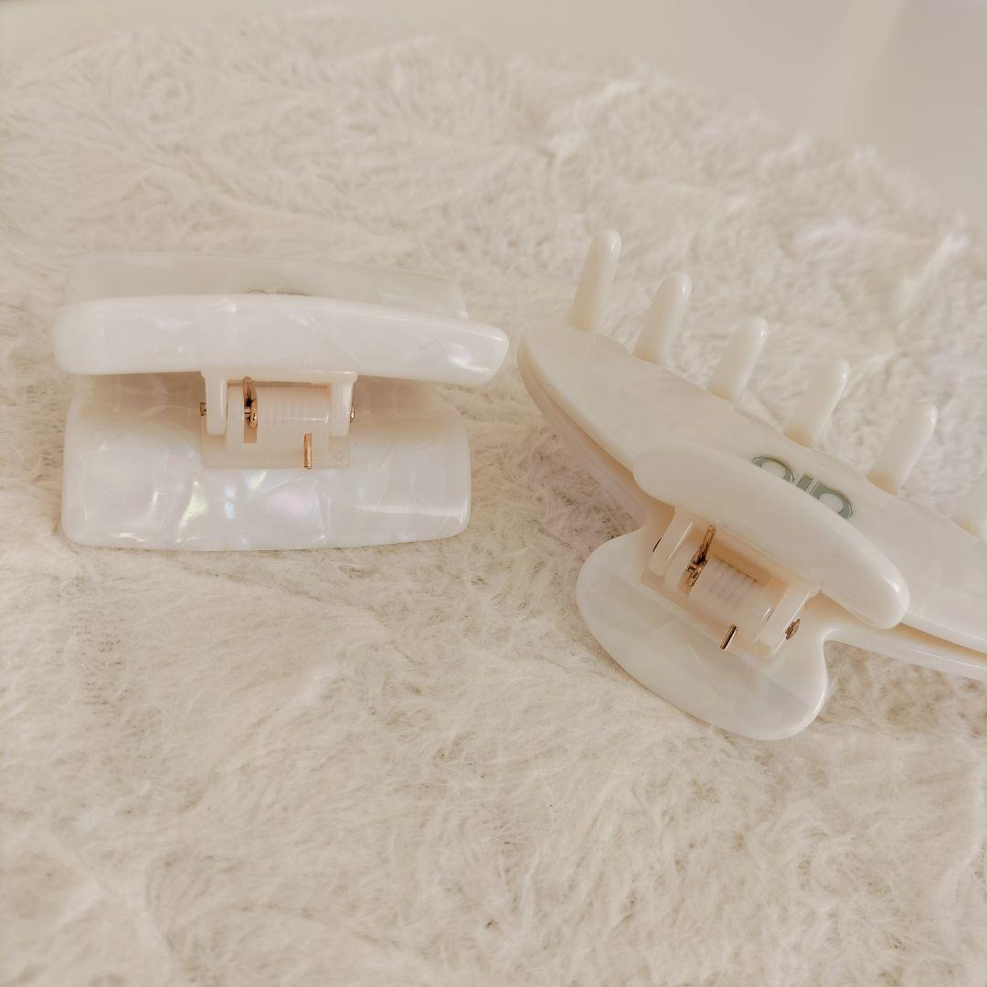 alo yoga ヘアクリップ 2個セット ホワイト