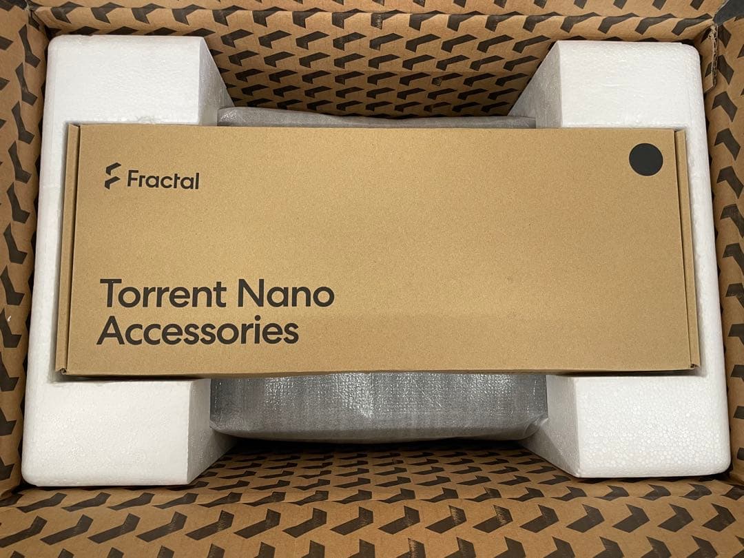 FractalDesign Torrent Nanoブラック 自作PC用ケース