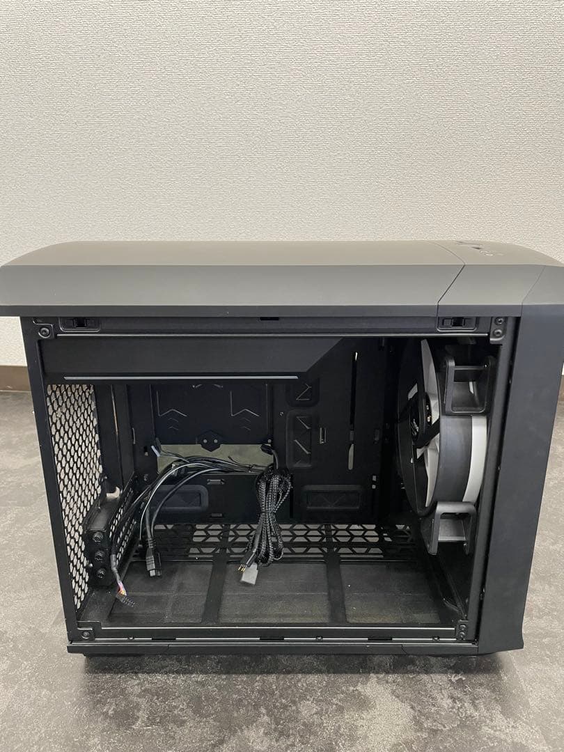 FractalDesign Torrent Nanoブラック 自作PC用ケース