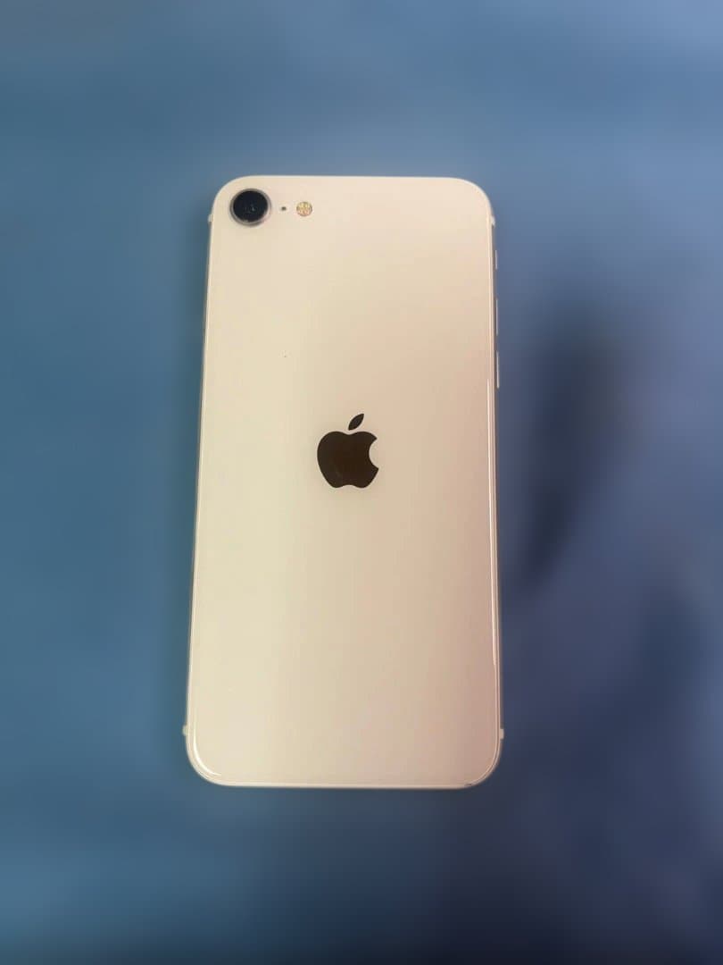 iPhone SE2 ホワイト 本体 バッテリー94%