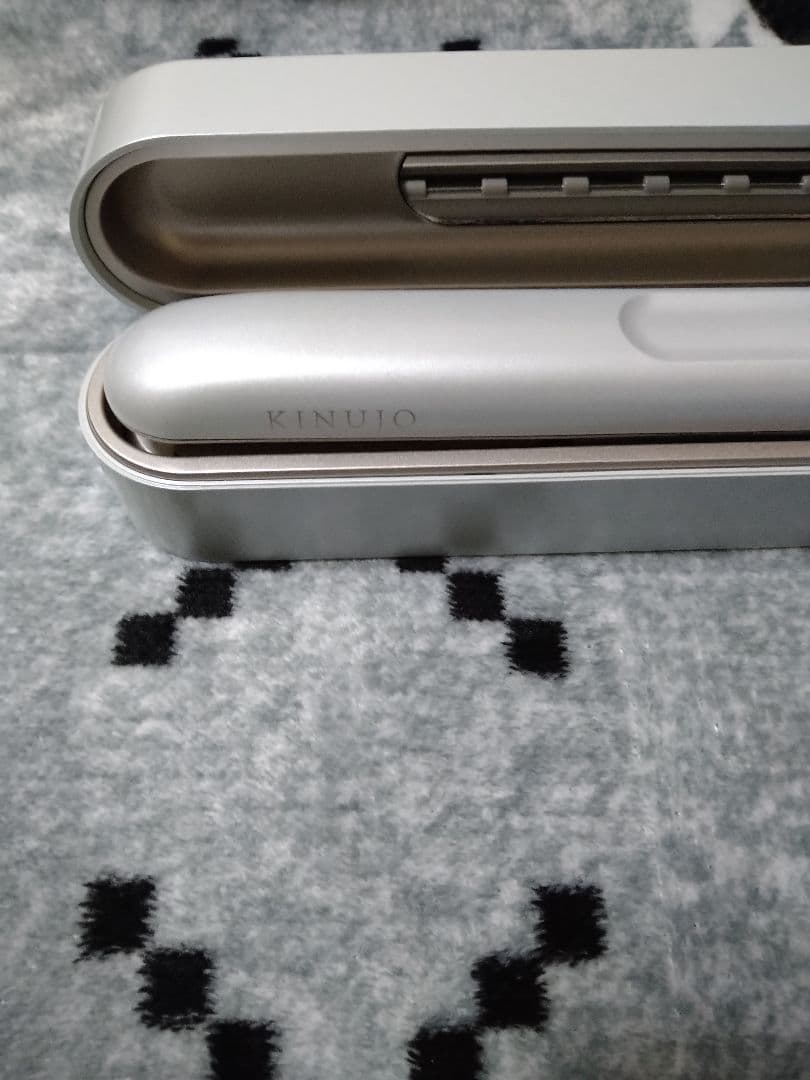 KINUJO 絹女 コードレス ストレートアイロン