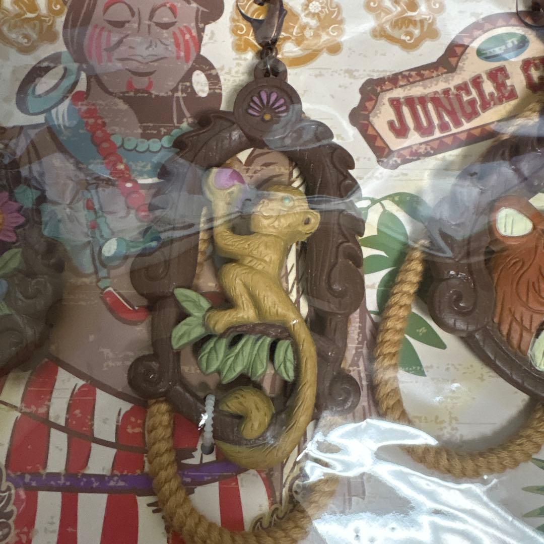 未開封　東京ディズニーランドジャングルクルーズ サムのお守りとサム