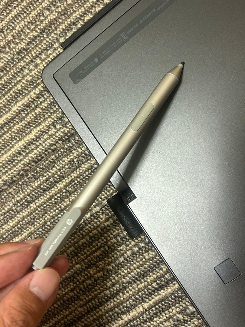 HP Pro x2 612 G2 LTEモデル