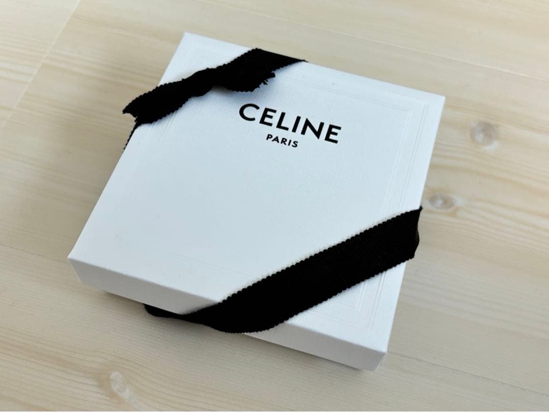 【新品未使用】CELINE ロゴ入りシュシュ