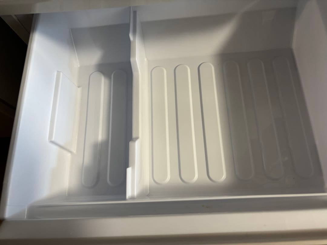 シャープ ノンフロン冷凍冷蔵庫 137L SJ-D14FJ-W 2020年製