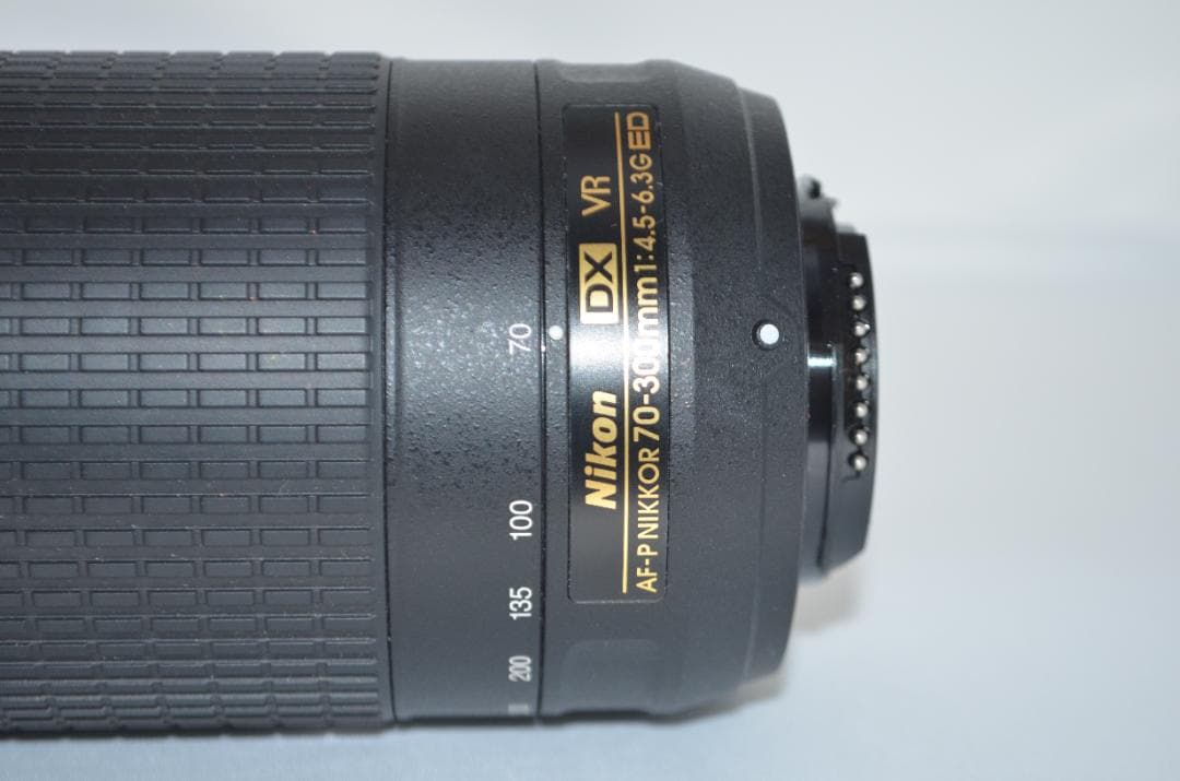 ■ほぼ新品■ Nikon AF-P NIKKOR 70-300mm VR